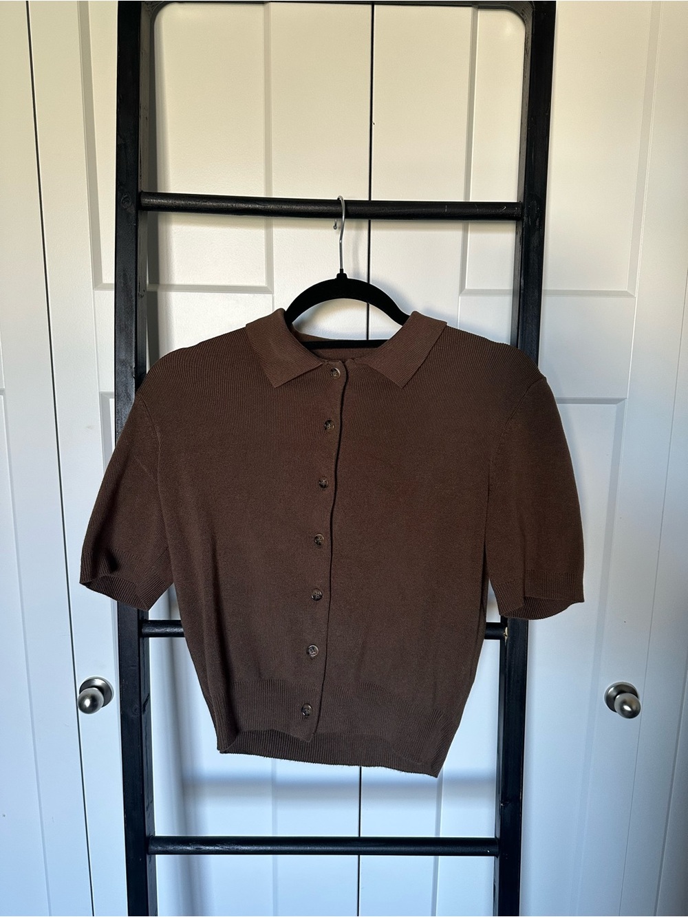 H&M Brown Short-Sleeve Button-Down Knit Top